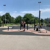 Calisthenics Park at Strada Nicopole, București - thumbnail 1