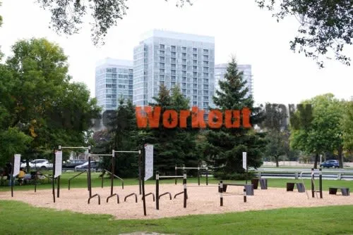 Pull Up Bar at Calisthenics Park at Waterfront Recreational Trail, Toronto #wp3616 – photo 1 of 2