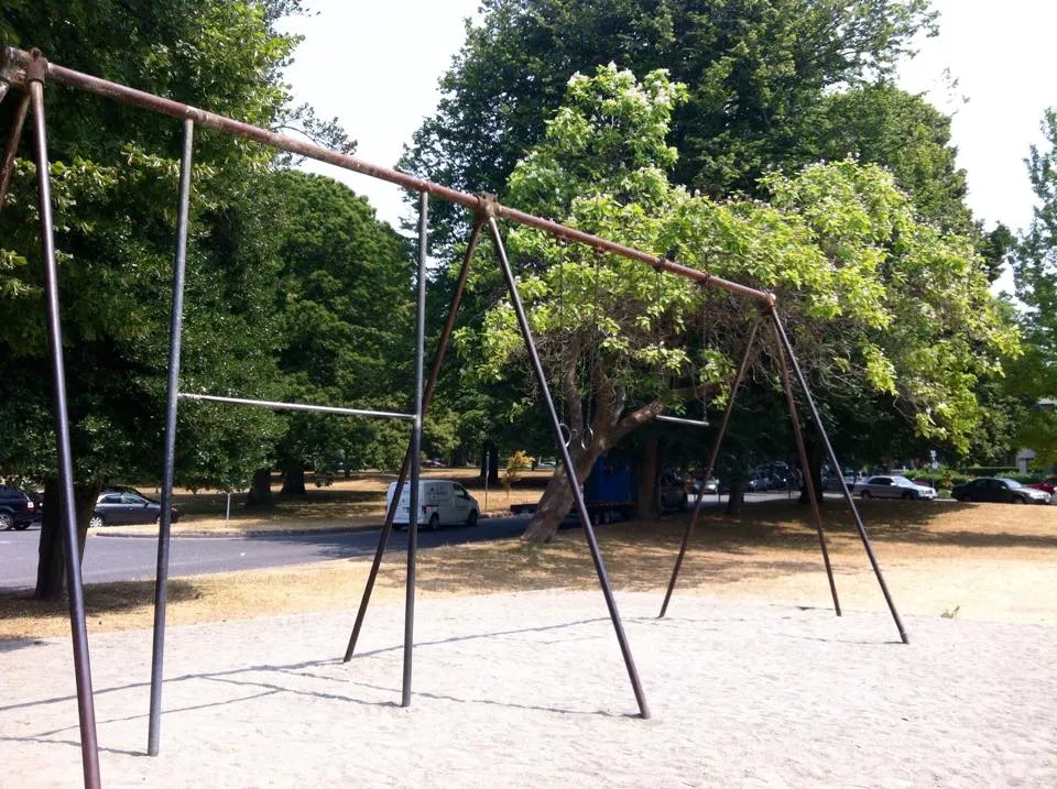Турник на площадке Calisthenics Park at Seaside Greenway - Arbutus Street, Vancouver – фото 1 из 2
