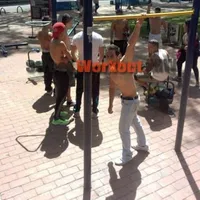 Calisthenics Park at Calle 88, Bogotá - thumbnail 2