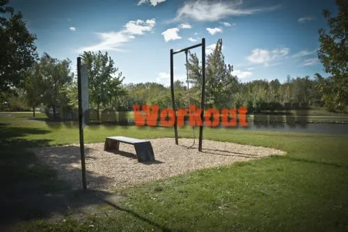 Платформа для стрибків на майданчику Calisthenics Park at Boulevard Gaétan-Boucher, Longueuil – фото 4 з 4