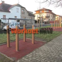 Calisthenics Park at Sadská, Hlavní město Praha - thumbnail 2