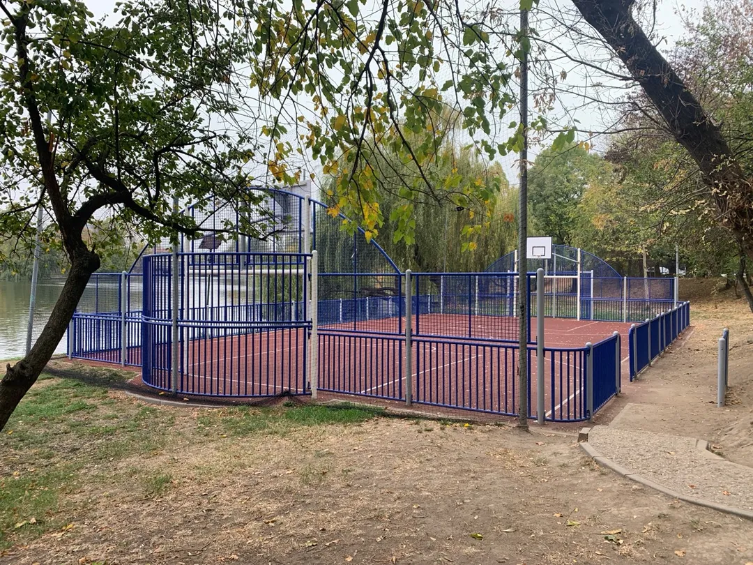 Calisthenics Park at Strada Elena Văcărescu, București – photo 1 sur 1