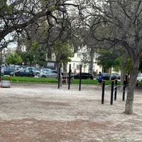 Calisthenics Park at Avinguda de Blasco Ibáñez, València - thumbnail 2