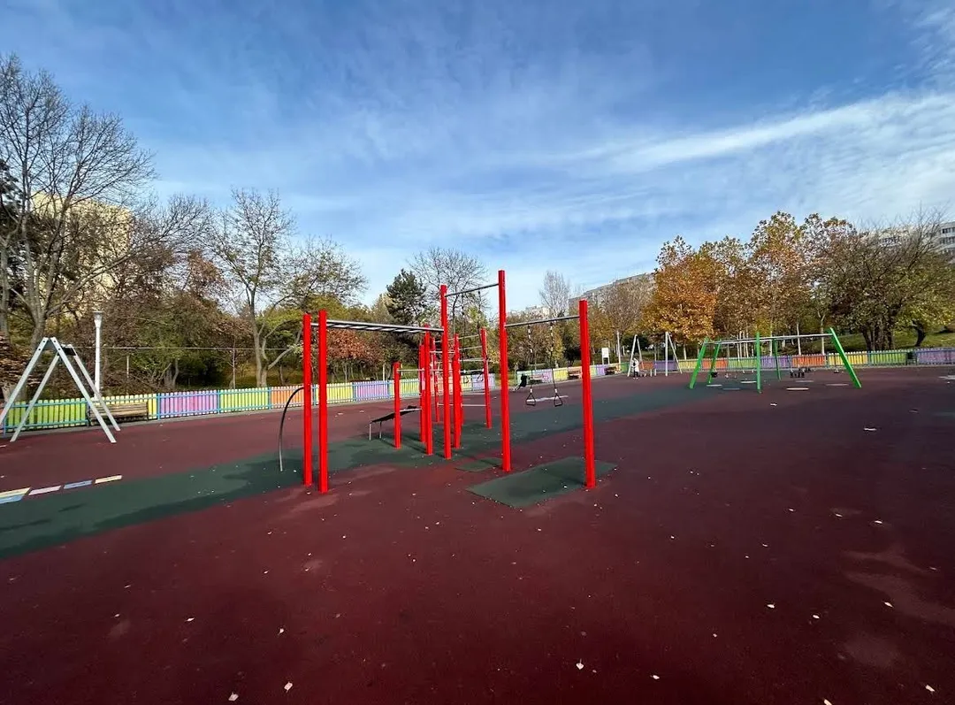 Klimmzugstange bei Calisthenics Park at Aleea Platanilor, București – Foto 1 von 2