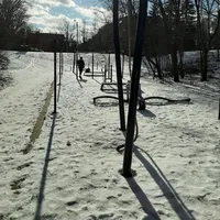 Calisthenics Park at St Edmund's Drive, Toronto - thumbnail 3