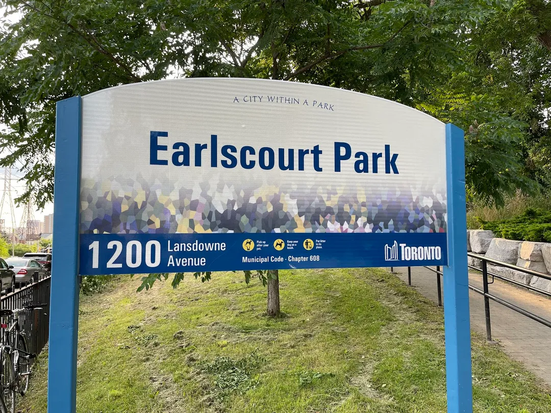 Barras Paralelas en Calisthenics Park at Claude Bergeron Pathway, Toronto #wp3779 – foto 6 de 7