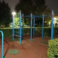 Calisthenics Park at Strada Răușeni, București - thumbnail 4