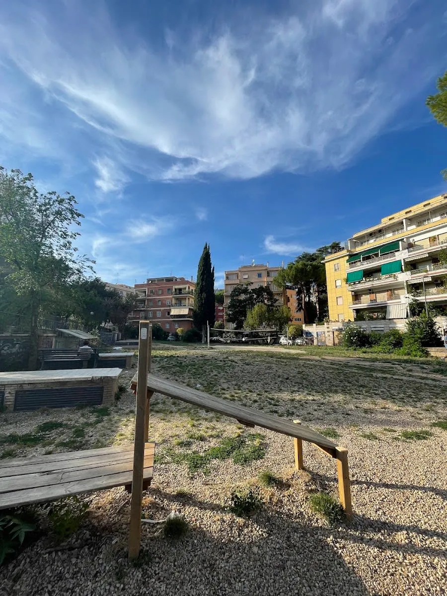 Wall Bars at Calisthenics Park at Viale Paolo Di Nella, Roma – photo 3 of 3