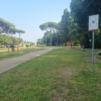 Calisthenics Park at Via di Valle delle Camene, Roma - thumbnail 2