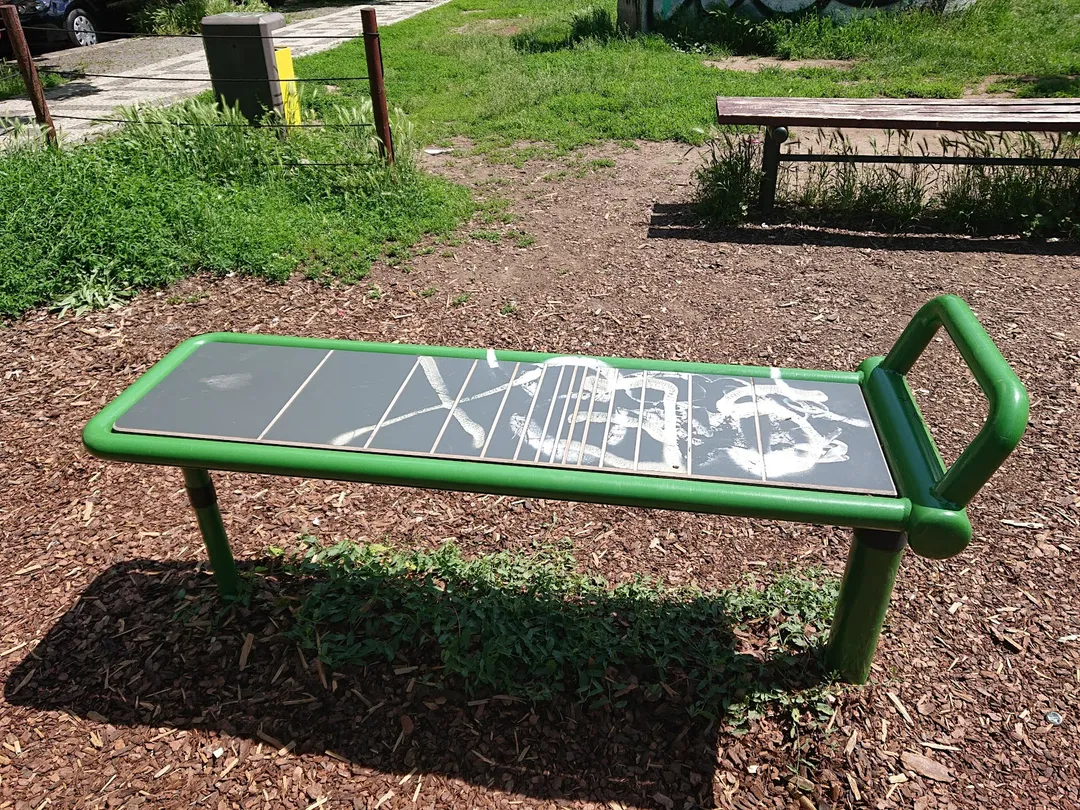 Monkey bar presso Calisthenics Park at Slovenská, Praha – foto 4 di 4