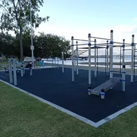 Calisthenics Park at Marine Parade, Gold Coast - thumbnail 3