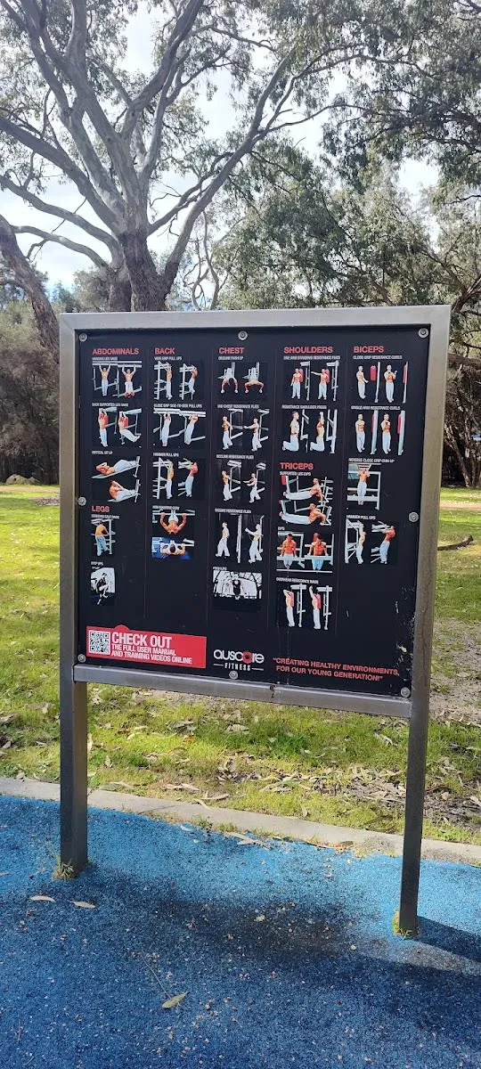 Бруси на майданчику Calisthenics Park at Great Eastern Highway, Perth #wp3811 – фото 6 з 8