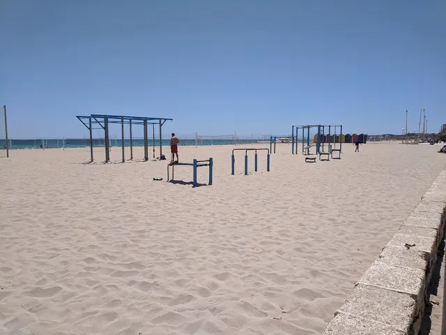 Calisthenics Park at Avinguda de Niça, Alacant / Alicante