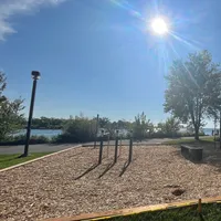 Calisthenics Park at Piste cyclable des Berges, Montréal - thumbnail 3
