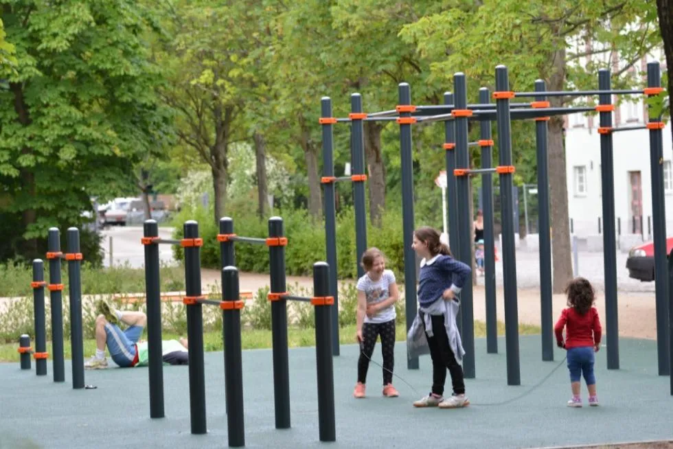 Barren bei Calisthenics Park at Lehrter Straße, Berlin – Foto 2 von 2