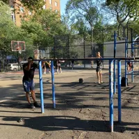 Calisthenics Park at East 10th Street, New York - thumbnail 4
