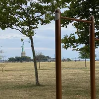 Calisthenics Park at Freedom Way, Jersey City - thumbnail 12