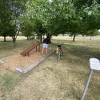 Calisthenics Park at Freedom Way, Jersey City - thumbnail 2