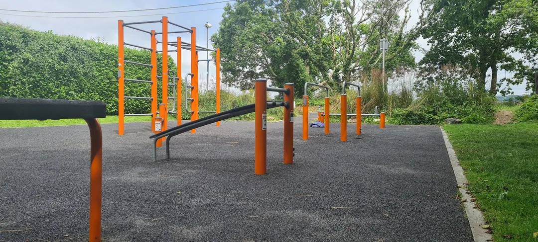 Pull Up Bar at Calisthenics Park at Cork Harbour Greenway, Cork – photo 1 of 4