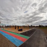 Calisthenics Park at Bóthar na Life, Clondalkin - thumbnail 2