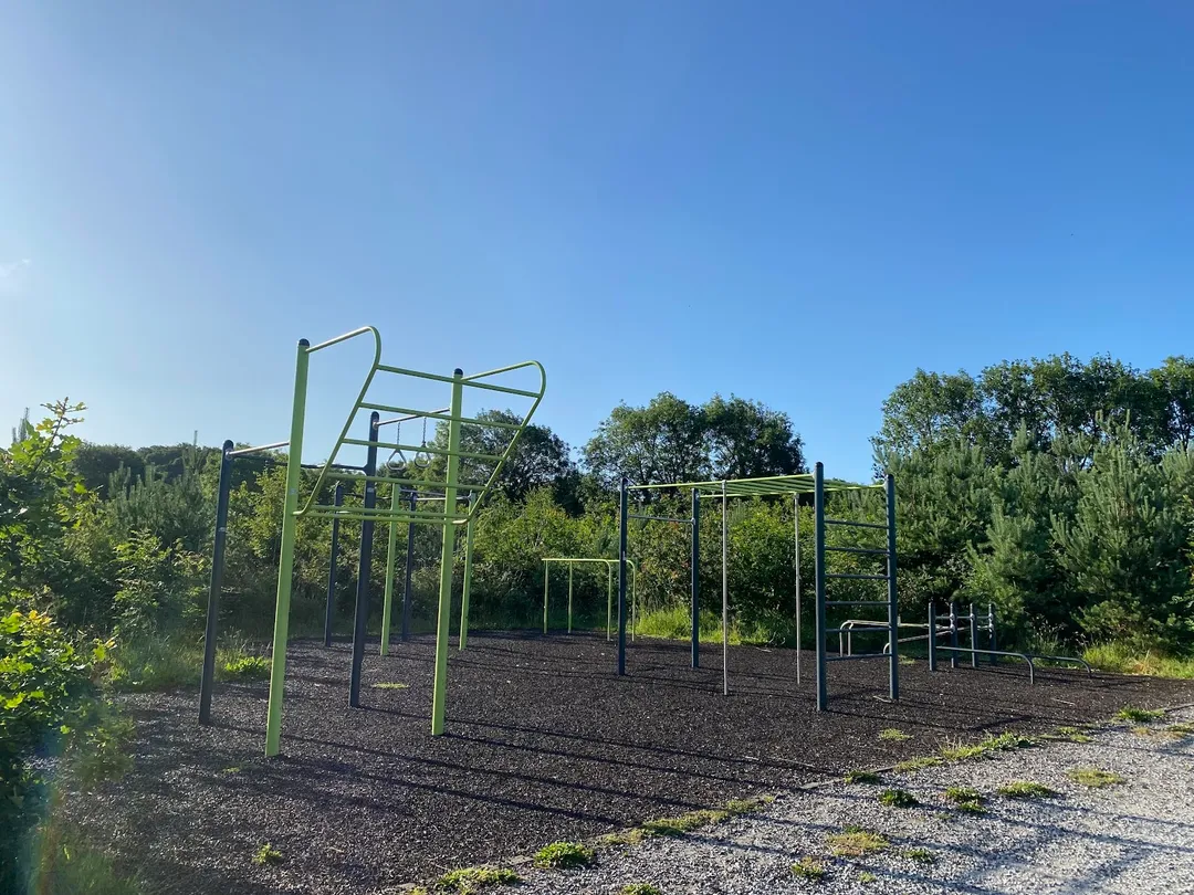 Espalier à Outdoor Gym in Ballincollig, Cork – photo 3 sur 7