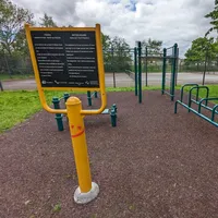 Calisthenics Park at Mount Bernard Park, Dublin - thumbnail 2
