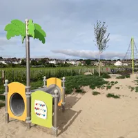 Calisthenics Park at Hudson Road, Dún Laoghaire - thumbnail 5