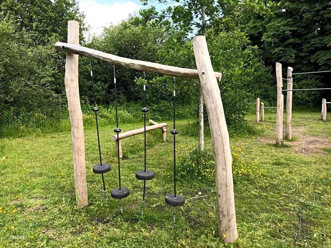 Parallel Gym Bars at Calisthenics Park at Ballinacurra Gardens, Limerick – photo 8 of 10