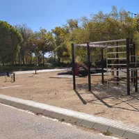 Calisthenics Park at Avinguda de Fernando Abril Martorell, València - thumbnail 2
