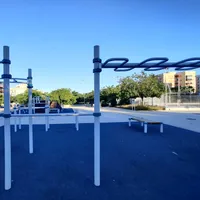 Calisthenics Park at Carrer del Diputat José Luis Barceló, Alacant / Alicante - thumbnail 4