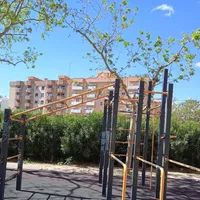 Calisthenics Park at Carrer de Motilla del Palancar, València - thumbnail 2