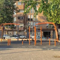 Calisthenics Park at Carrer de Colom, Massanassa - thumbnail 3