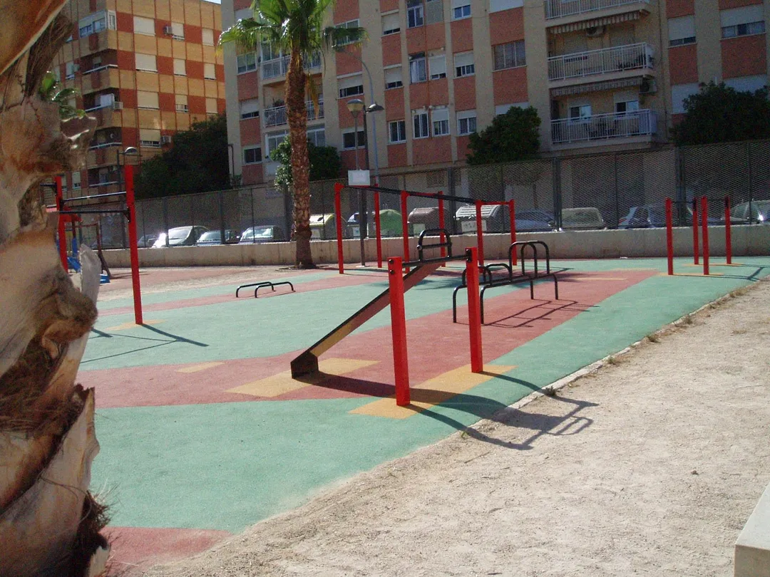 Spalliera presso Calisthenics Park at Carrer de Castellonet de la Conquesta, València – foto 3 di 3