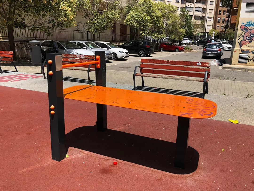 Spalliera presso Calisthenics Park at Parque de Calistenia, València – foto 3 di 4