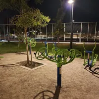 Calisthenics Park at Carrer del Bloc dels Portuaris, València - thumbnail 2
