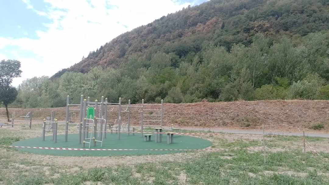 Pull Up Bar at Calisthenics Park at Sentiero Valtellina, Mazzo di Valtellina – photo 1 of 2