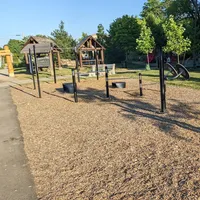 Calisthenics Park at Sumach Street, Hamilton - thumbnail 5