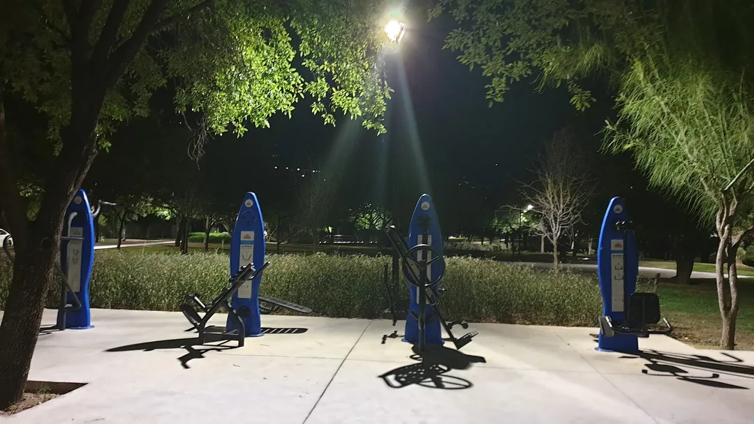Parallel Gym Bars at Calisthenics Park at Calle Bosques de los Pirineos, San Pedro Garza García – photo 2 of 3