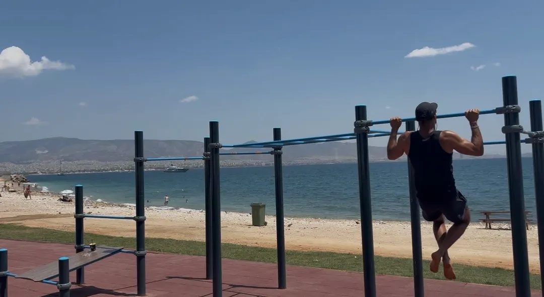 Barra de Dominadas en Outdoor Gym in 1η Κοινότητα Πειραιά, Πειραιάς – foto 1 de 2