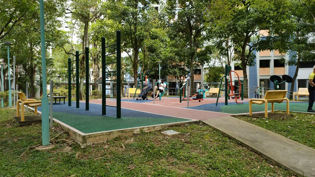 Sbarra per trazioni presso Calisthenics Park at Anchorvale Drive, Singapore – foto 1 di 1