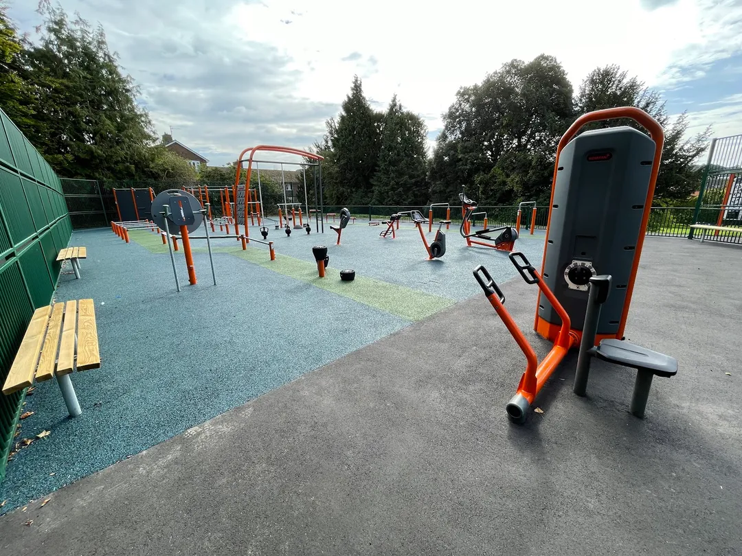 Push Up Bar at Calisthenics Park at Park Road, Brighton – photo 6 of 9