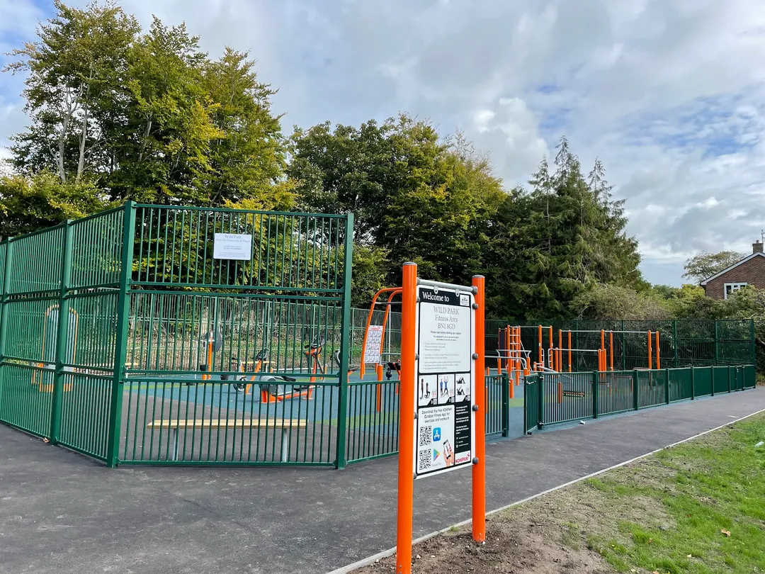 Wall Bars at Calisthenics Park at Park Road, Brighton – photo 3 of 9